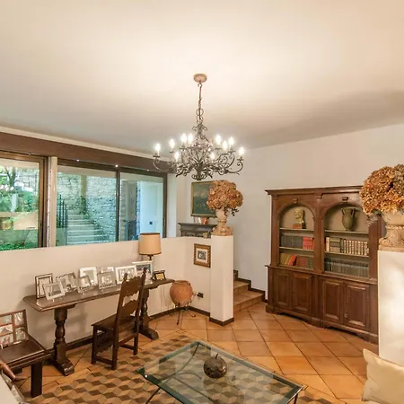 Apartment Gloria *