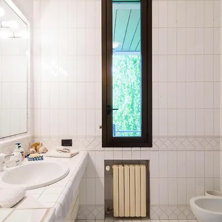 Apartment Gloria *